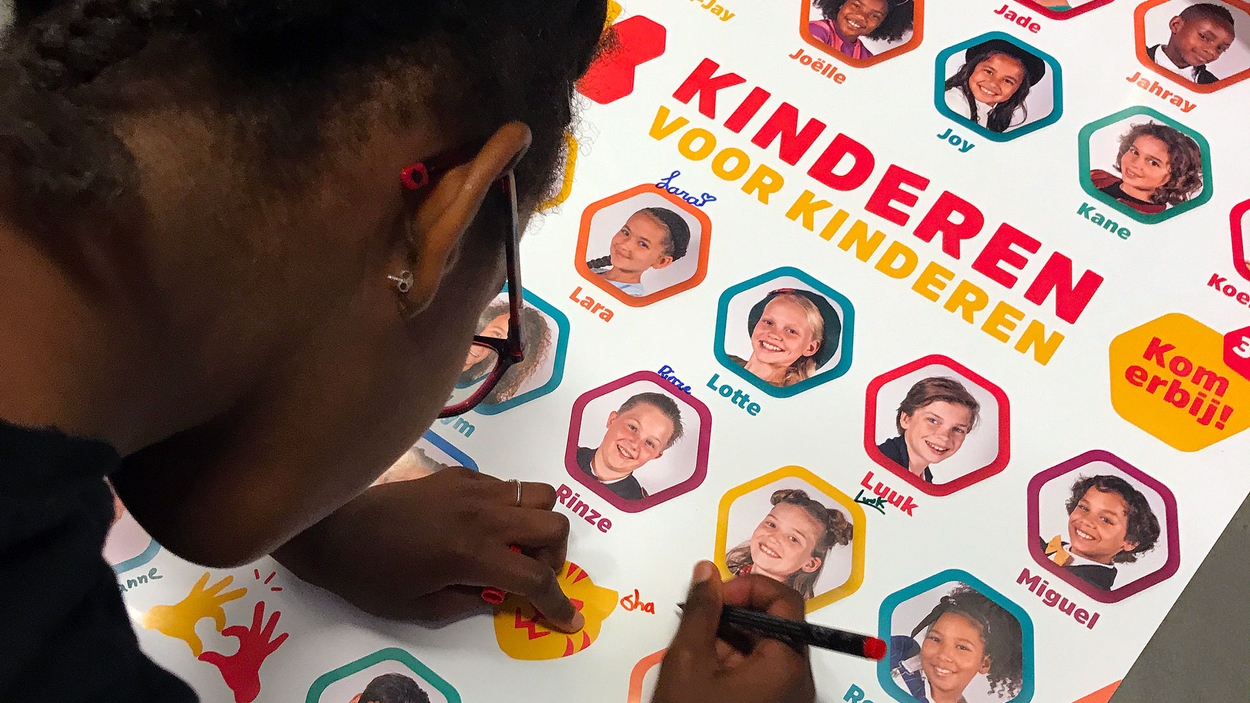 Afgekeurd sensatie Onze onderneming Winnen: een gesigneerde poster! - Kinderen voor Kinderen - BNNVARA
