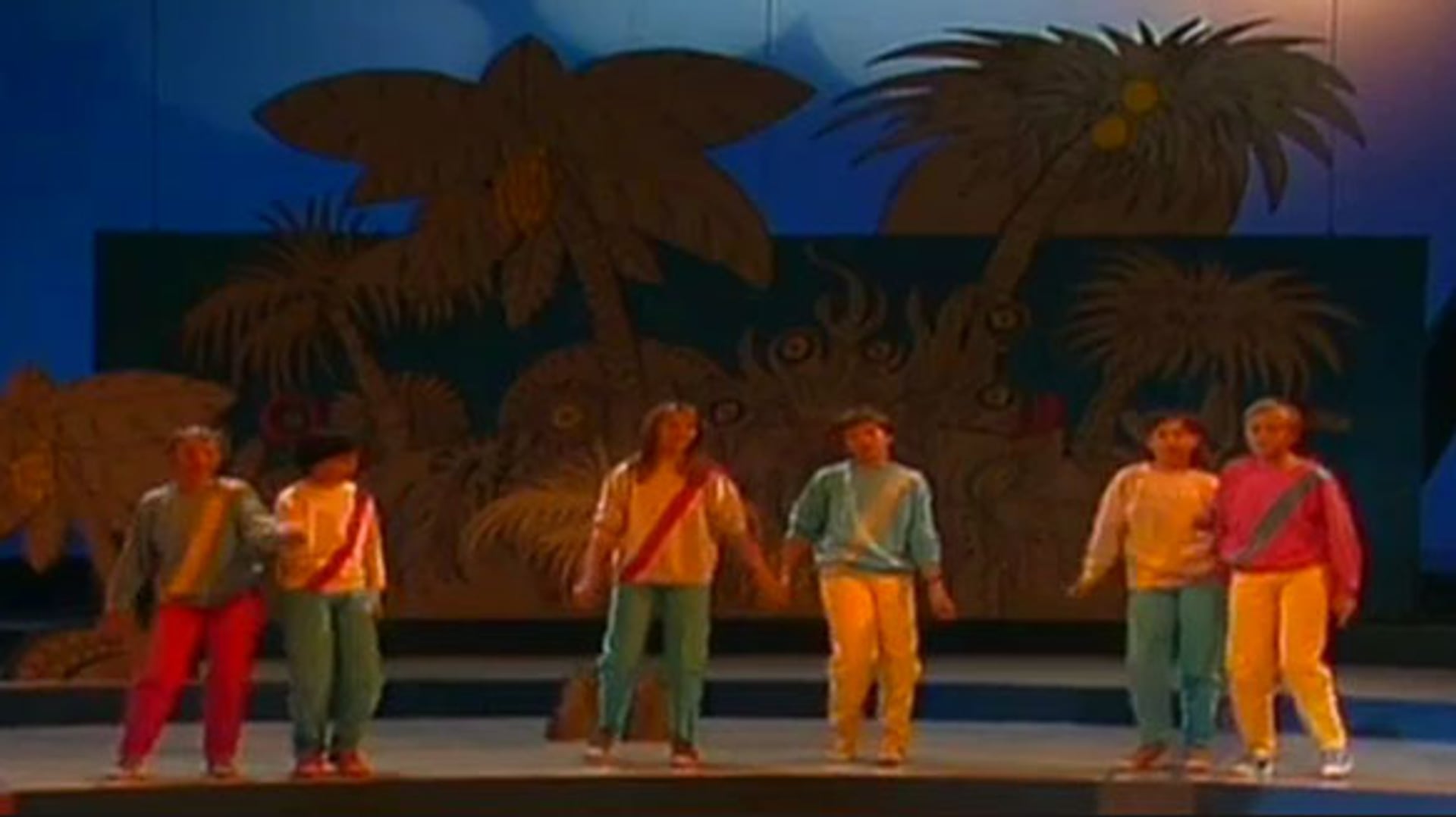 Op een onbewoond eiland (2) - Kinderen voor Kinderen - BNNVARA